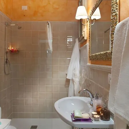 Apartment La Culla Di Dante Luxury In Duomo *